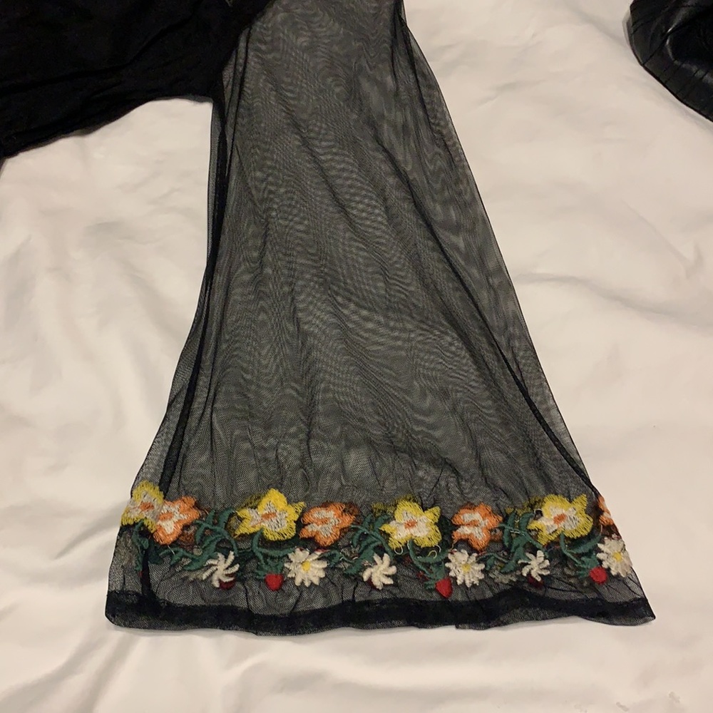 Dress - Picture 4 of 4